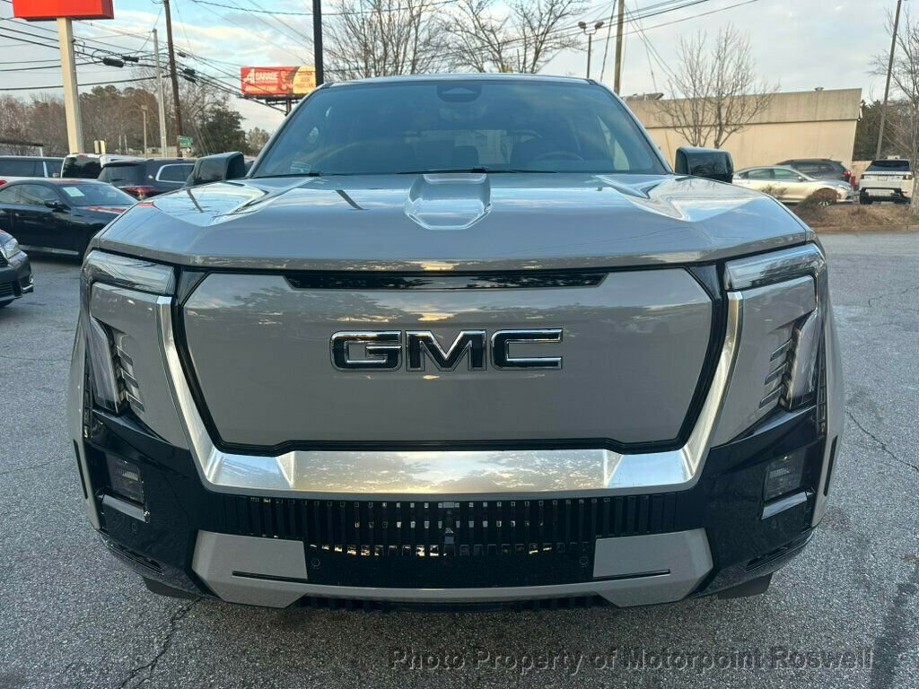 Used 2024 GMC Sierra EV Denali image 3