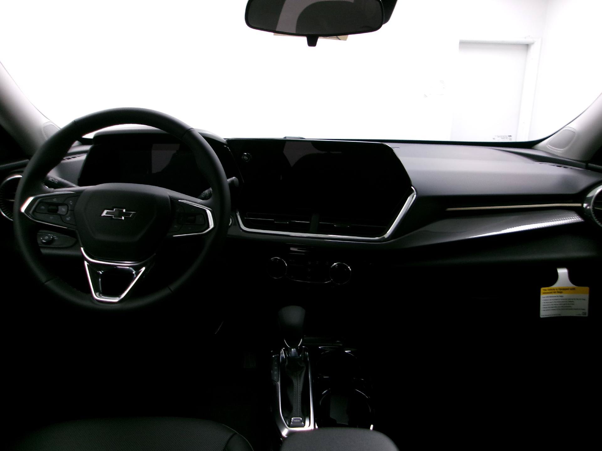 New 2026 Chevrolet Trax ACTIV w/ Driver Confidence Package FWD image 9