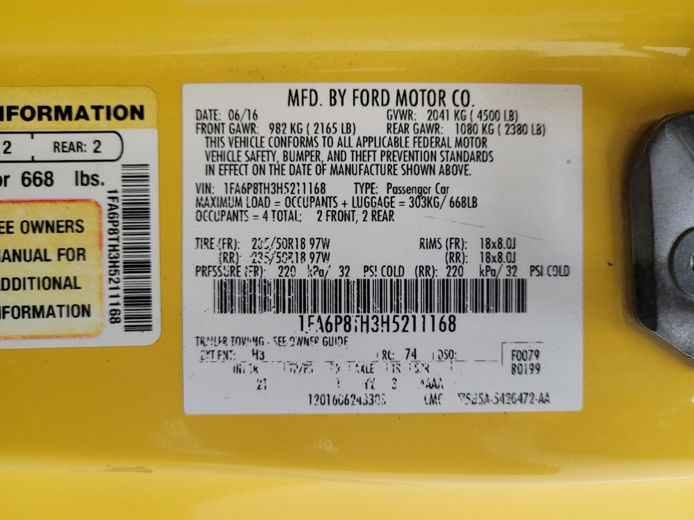 Used 2017 Ford Mustang Coupe RWD image 33