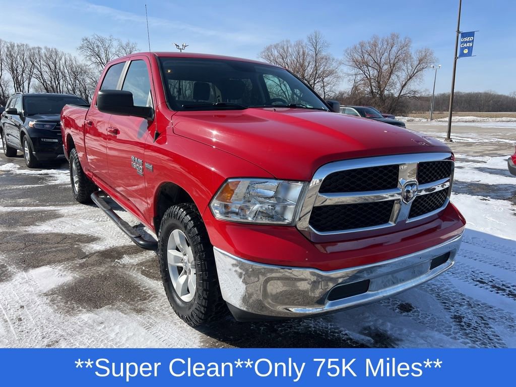 Used 2020 RAM 1500 Classic SLT image 3