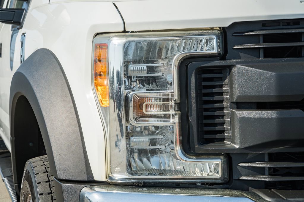 Used 2017 Ford F550 4x4 SuperCab Super Duty image 12
