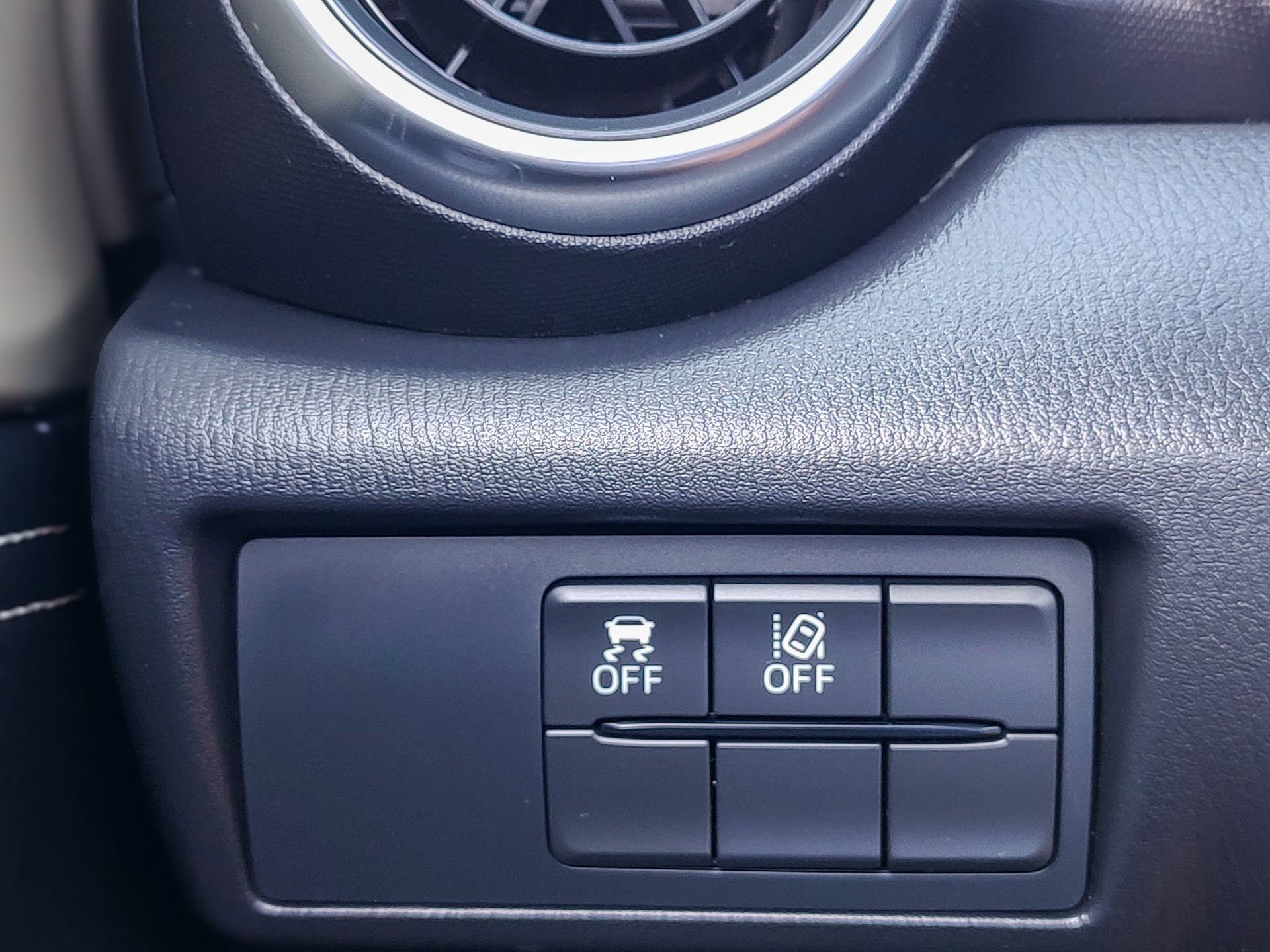 Used 2023 MAZDA MX-5 Miata Grand Touring w/ Weather Package image 27