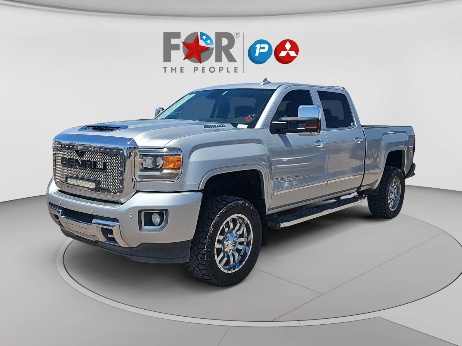 Used 2019 GMC Sierra 3500 Denali w/ Duramax Plus Package AWD/4WD image 1