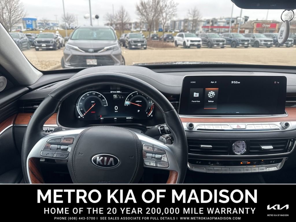 Used 2020 Kia K900 Luxury w/ VIP Package image 16