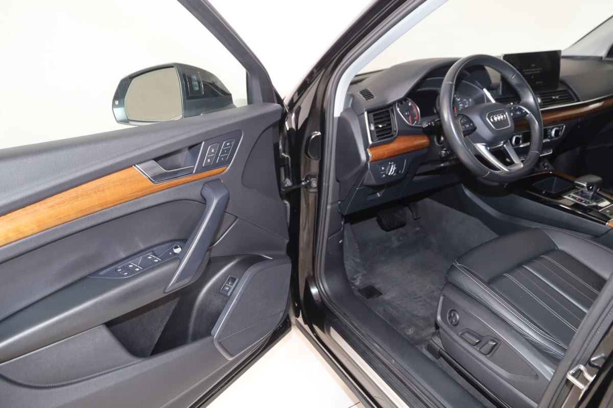 Used 2023 Audi Q5 2.0T Premium AWD/4WD image 41