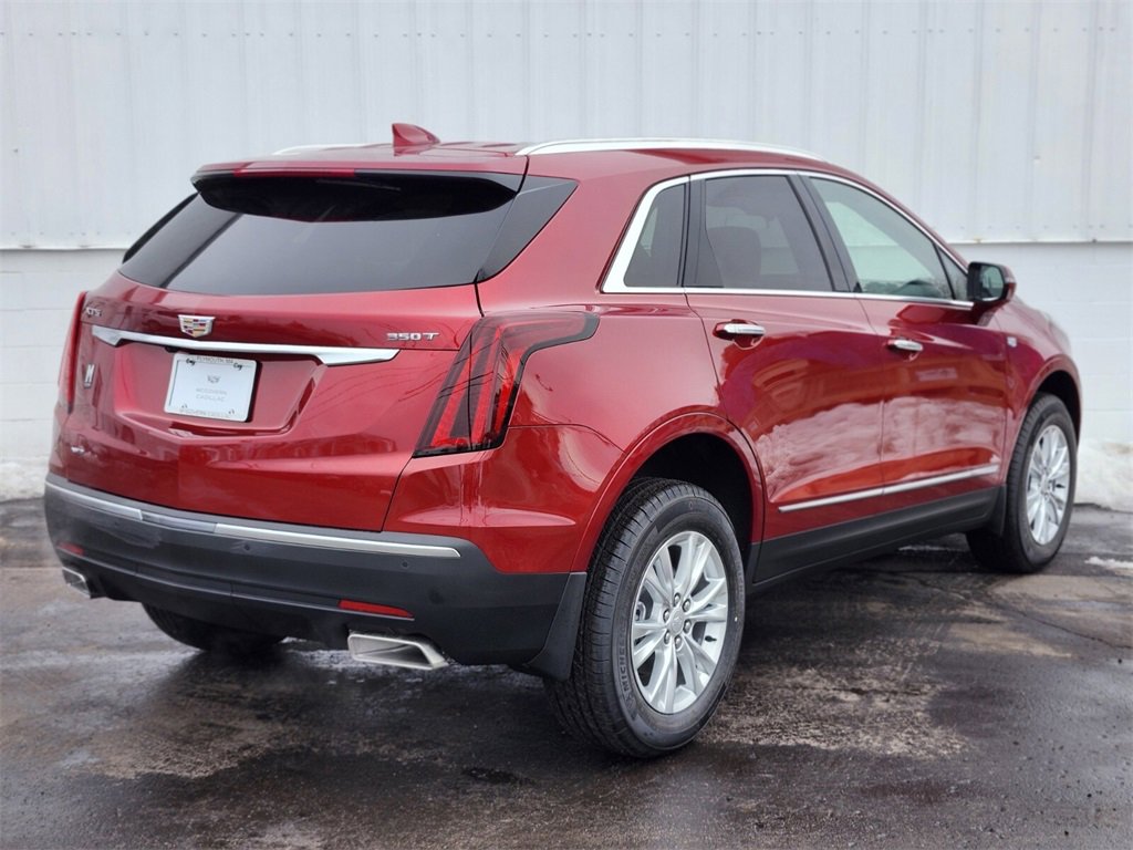 New 2026 Cadillac XT5 Luxury w/ LPO, Floor Liner Package image 3