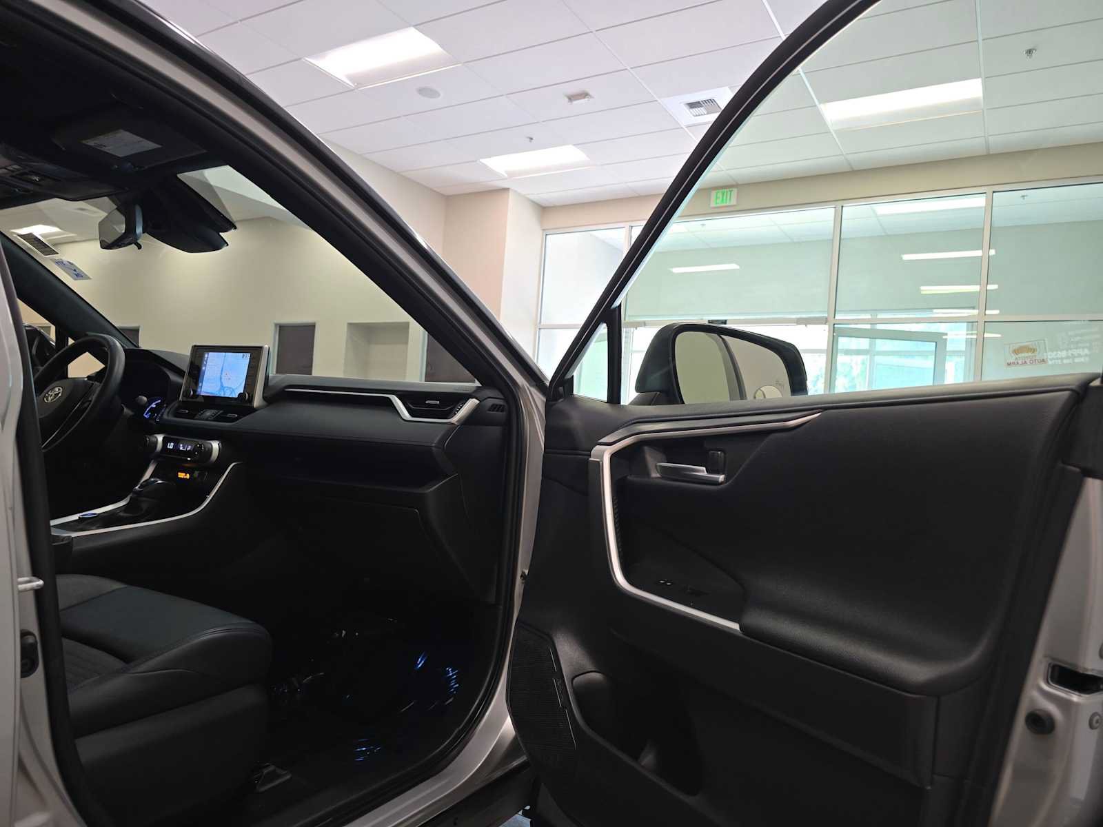 Certified 2021 Toyota RAV4 XSE AWD/4WD image 29