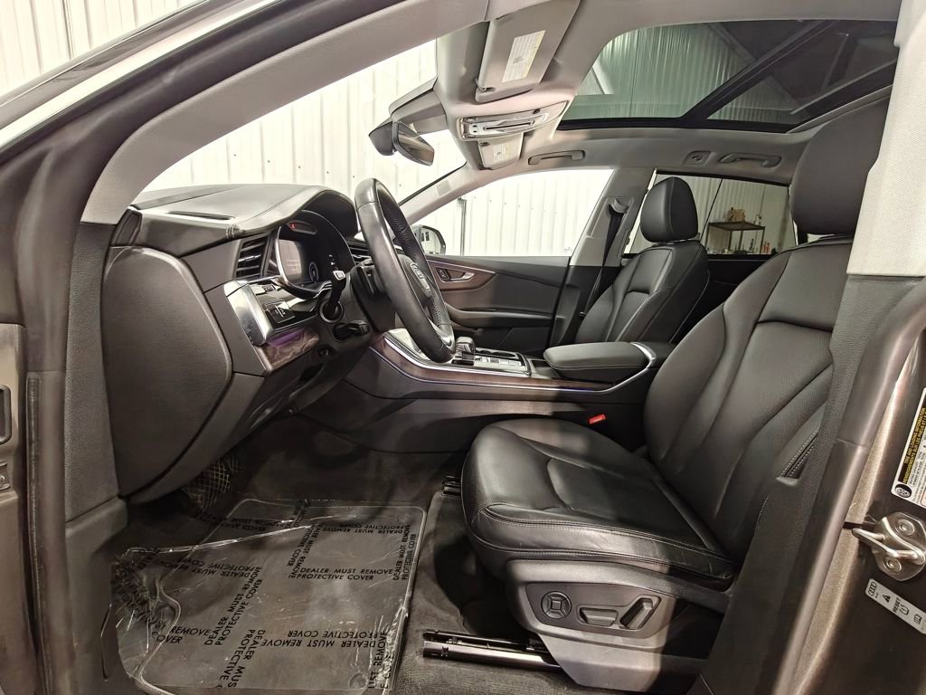 Used 2019 Audi Q8 Prestige image 31