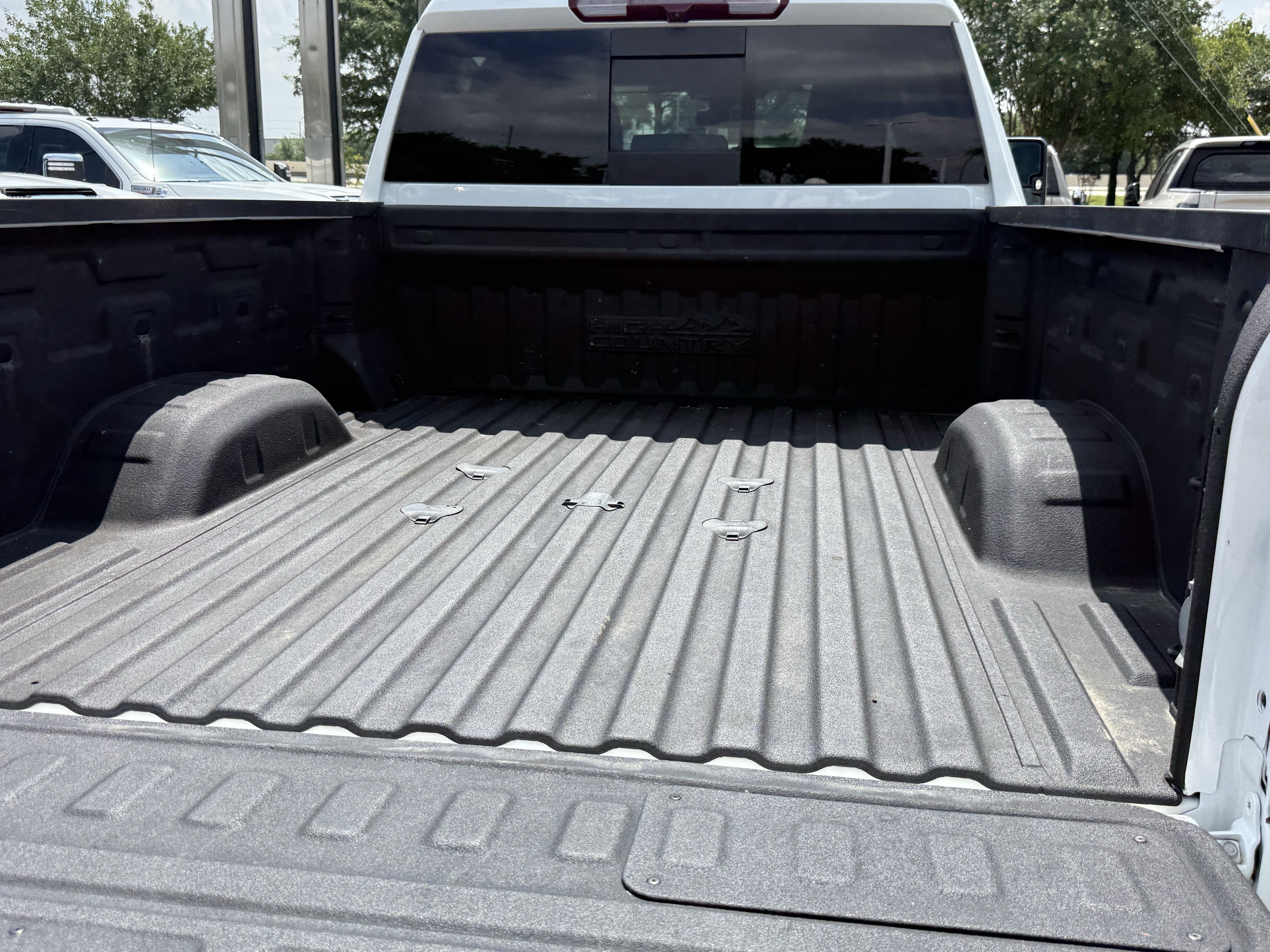 Used 2024 Chevrolet Silverado 2500 High Country AWD/4WD image 30