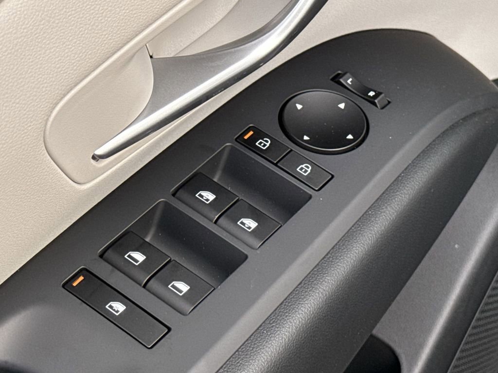 New 2025 Hyundai Tucson SEL image 13