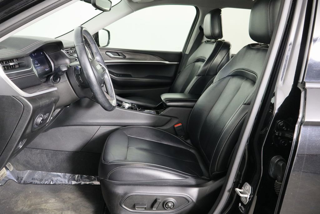 Used 2021 Jeep Grand Cherokee L Limited image 16