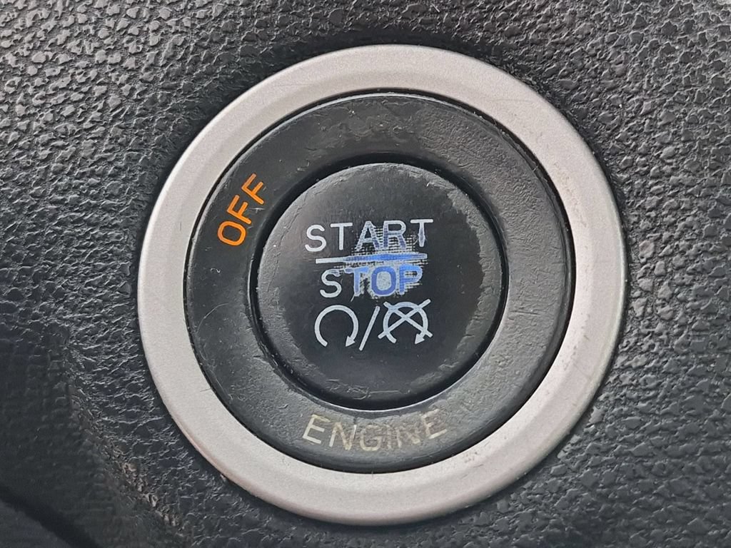Used 2011 Chrysler 300 C w/ Sound Group RWD image 22