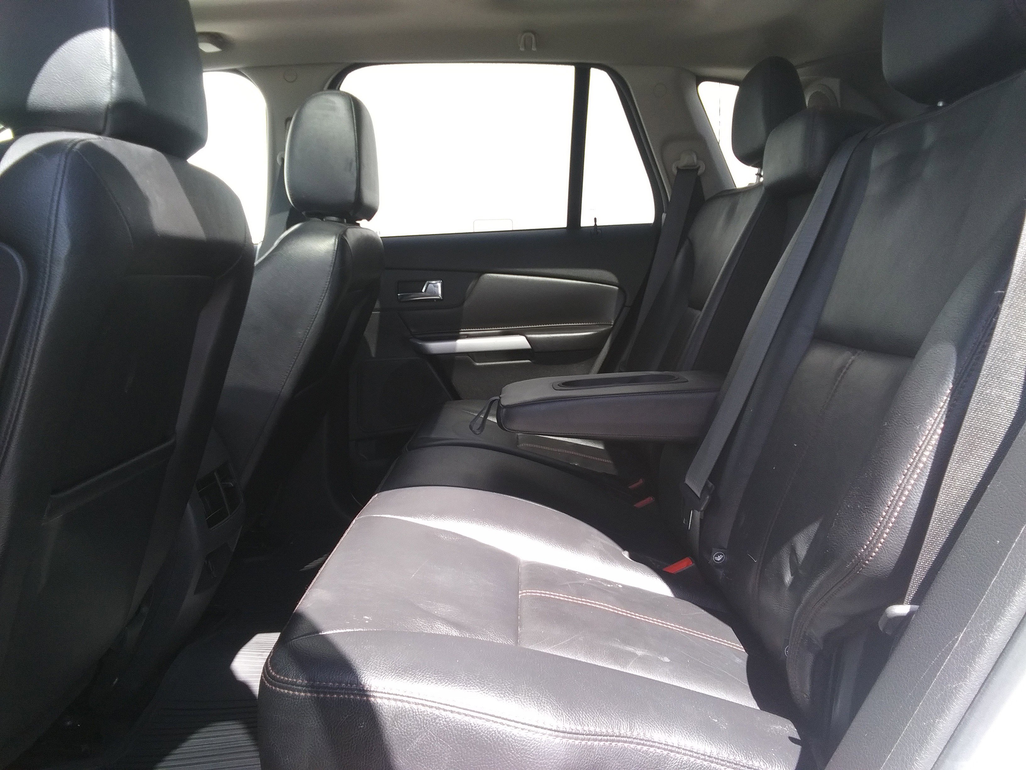 Used 2014 Ford Edge Limited w/ Equipment Group 302A AWD/4WD image 11