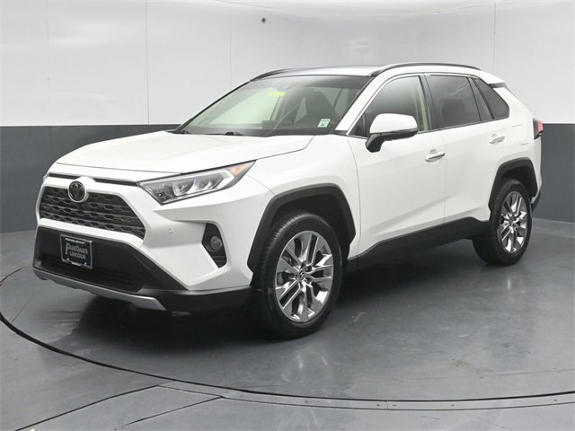 Used 2021 Toyota RAV4 Limited image 3