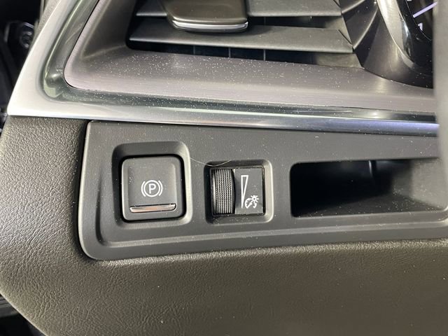 Used 2021 Cadillac XT5 Luxury image 16