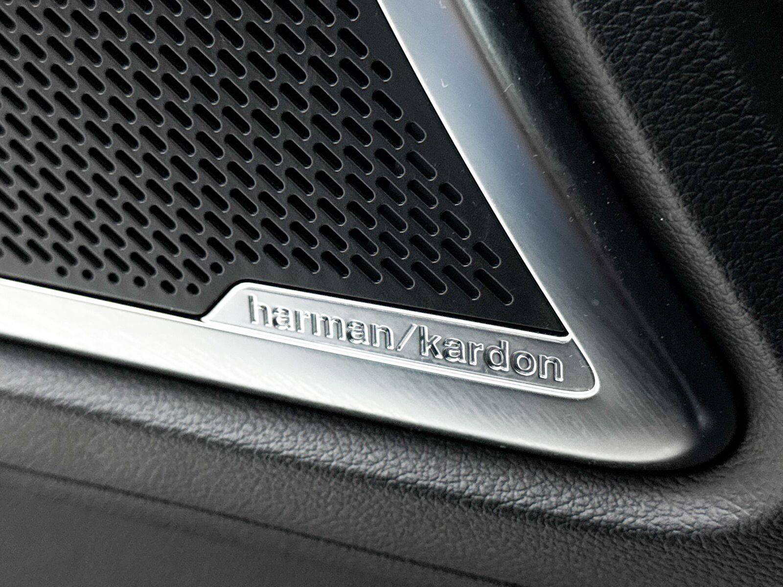 Used 2025 Kia Telluride SX Prestige X-Pro AWD/4WD image 8