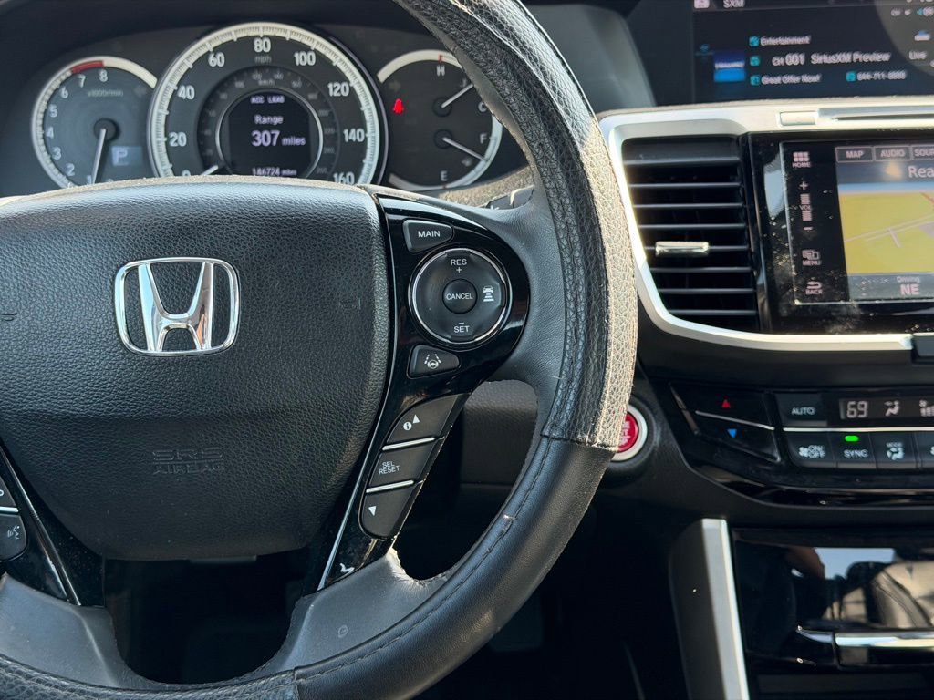 Used 2017 Honda Accord Touring image 20