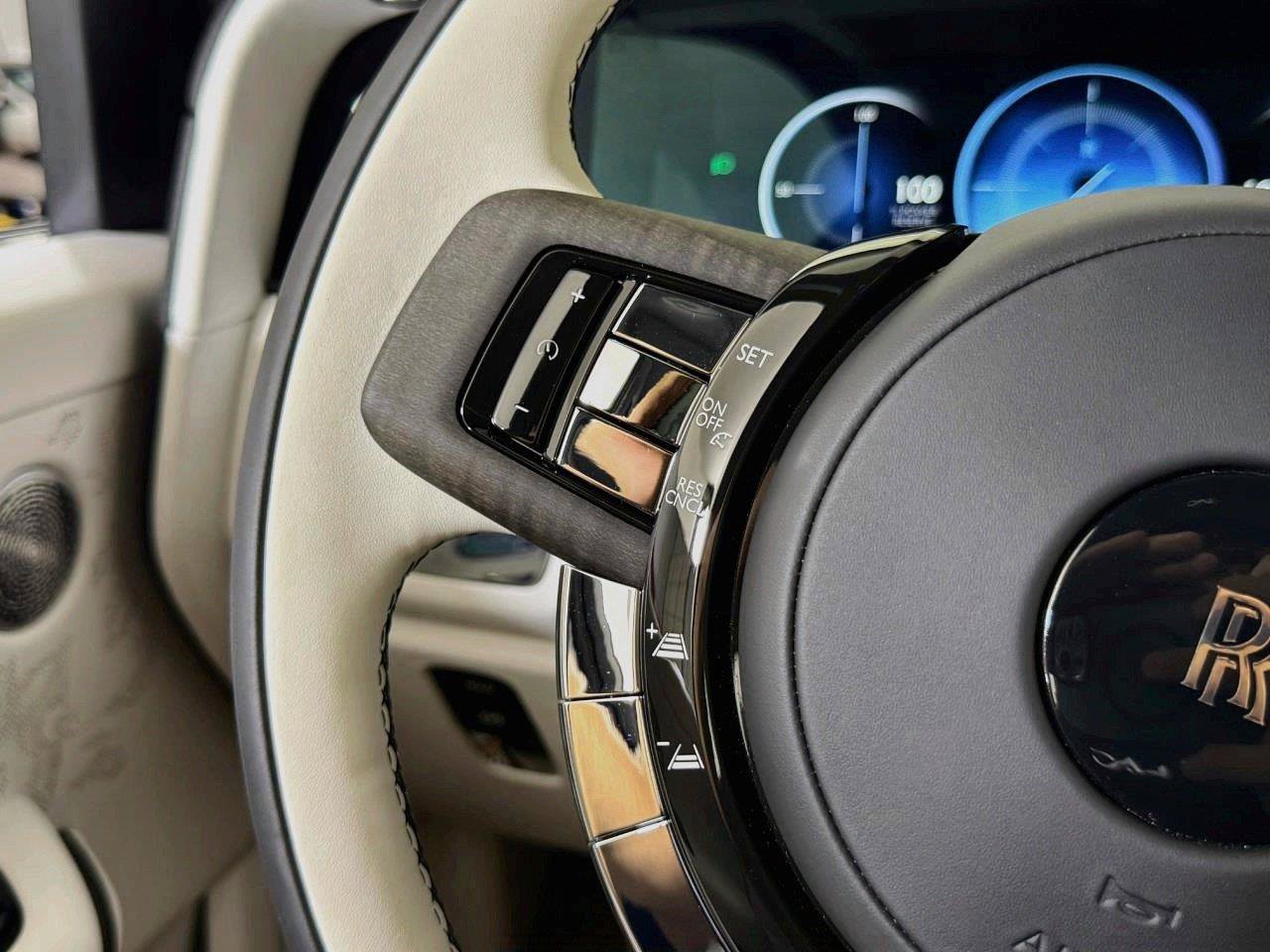 Used 2027 Rolls-Royce Cullinan AWD/4WD image 23