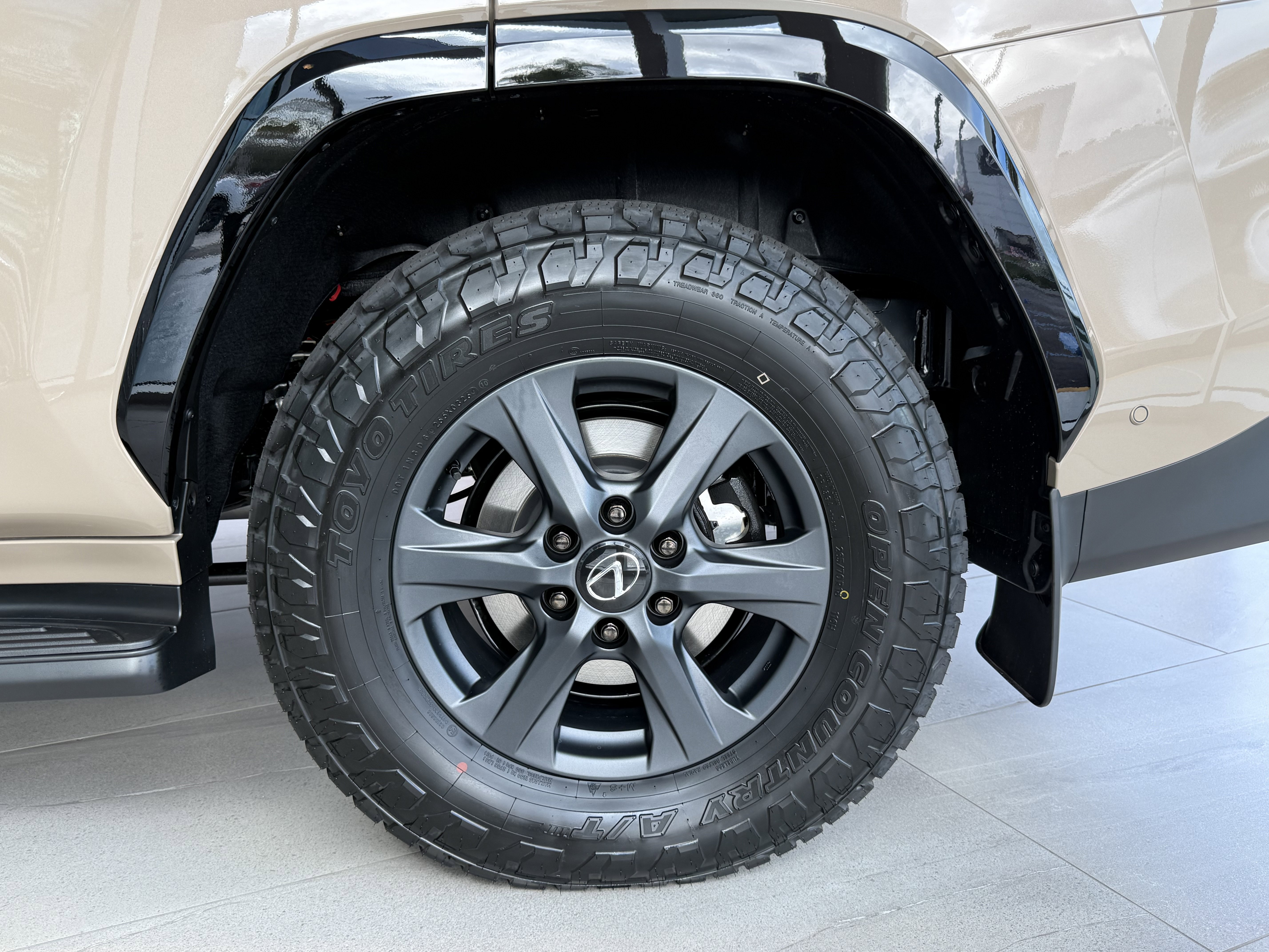 New 2026 Lexus LX 700h Overtrail AWD/4WD image 15