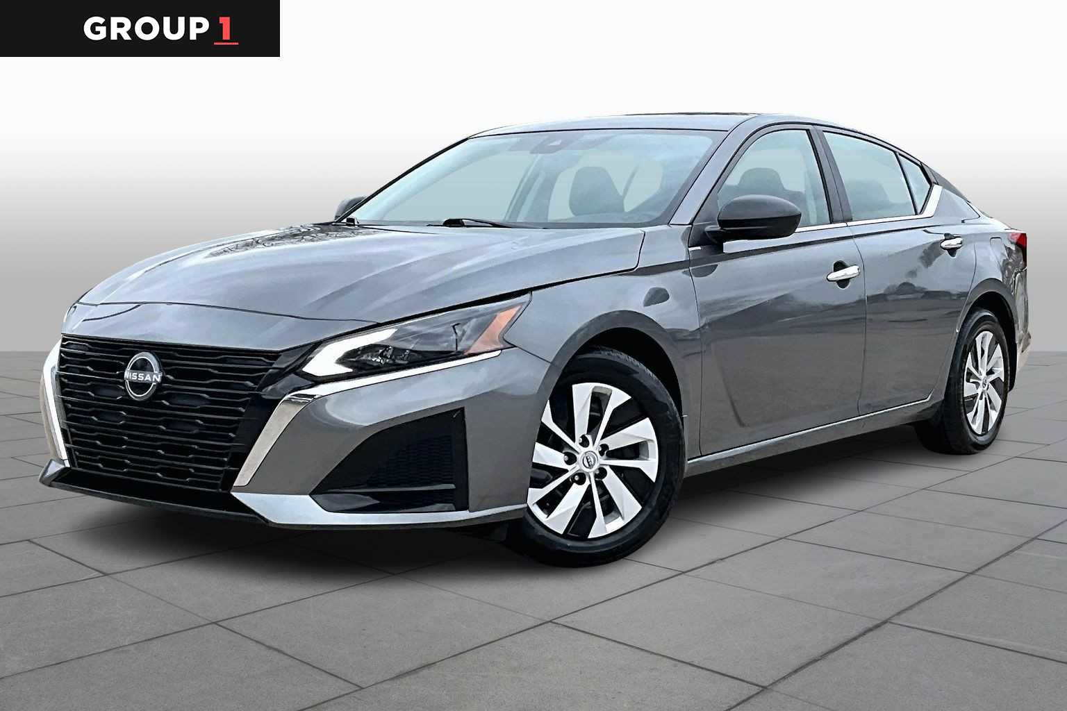 Used 2024 Nissan Altima 2.5 S image 1