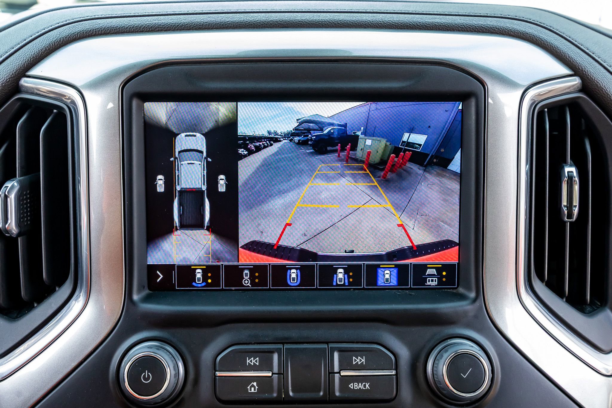 Used 2022 Chevrolet Silverado 3500 LTZ w/ LTZ Convenience Package AWD/4WD image 26