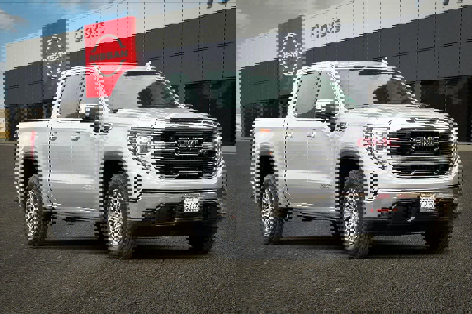 Used 2022 GMC Sierra 1500 SLT image 10