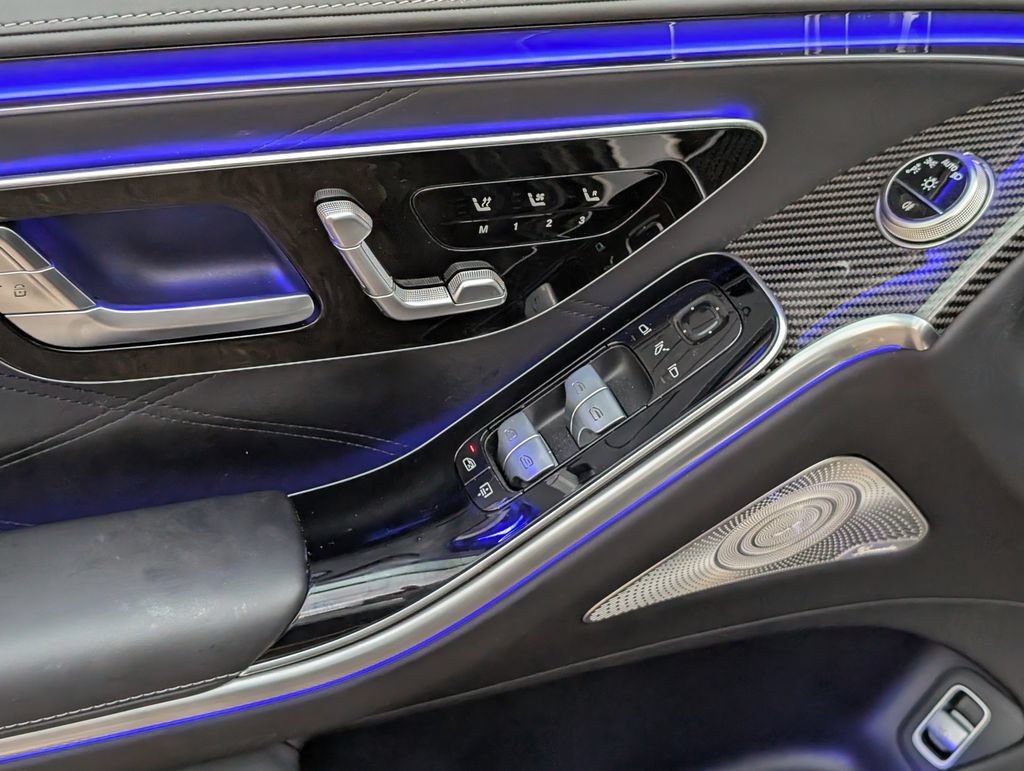 Used 2025 Mercedes-Benz S 63 AMG S image 26