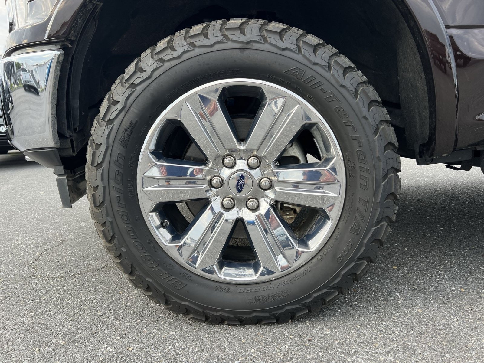 Certified 2019 Ford F150 Lariat w/ Equipment Group 502A Luxury AWD/4WD image 12