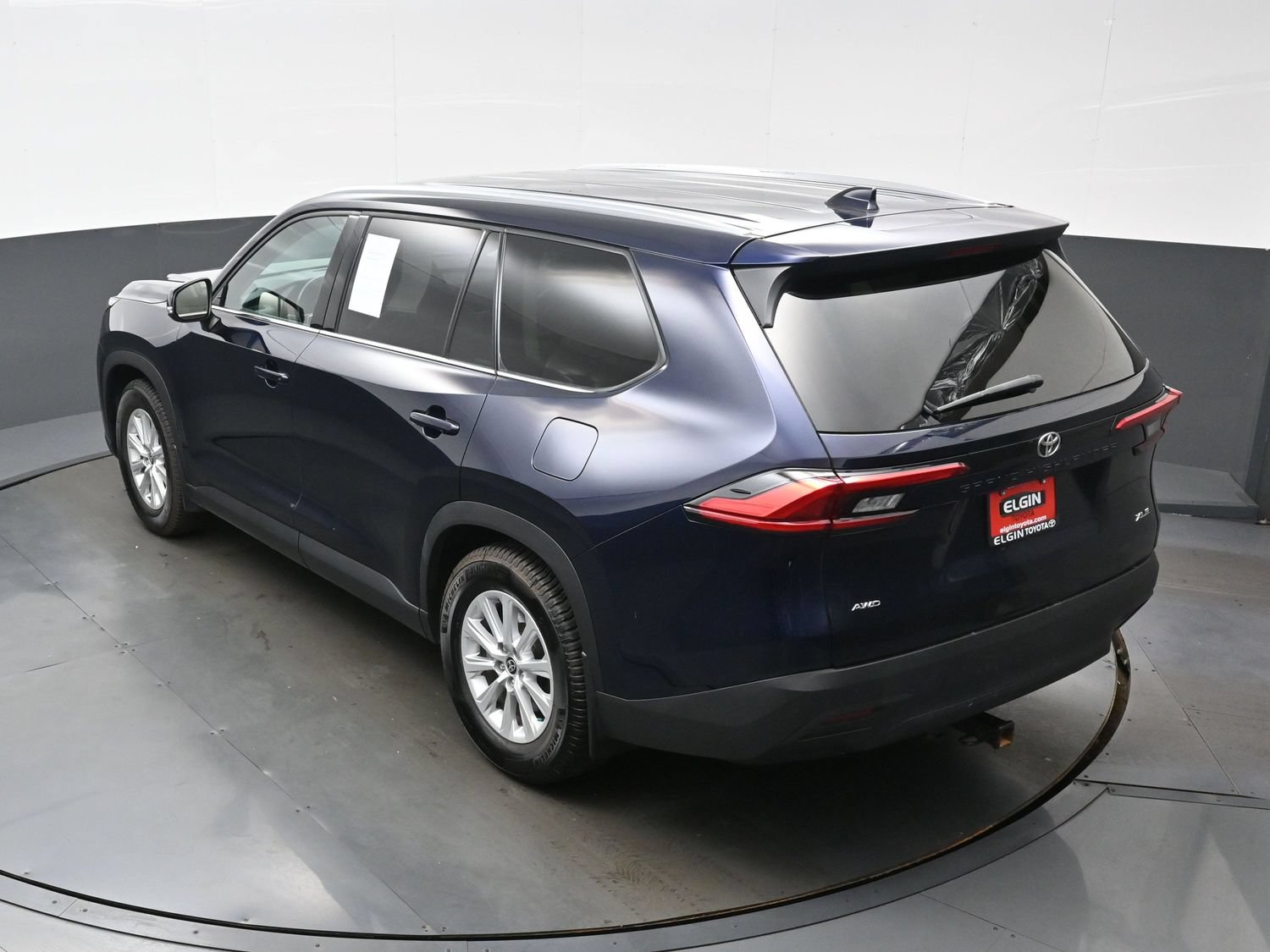 Used 2024 Toyota Grand Highlander AWD image 39