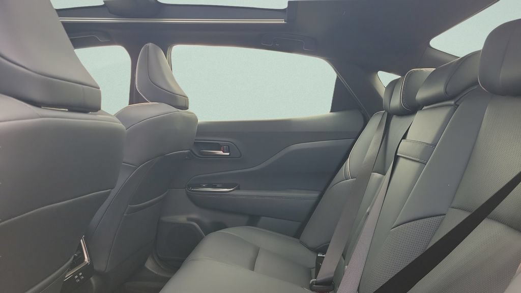 New 2026 Toyota Crown Platinum AWD/4WD image 9