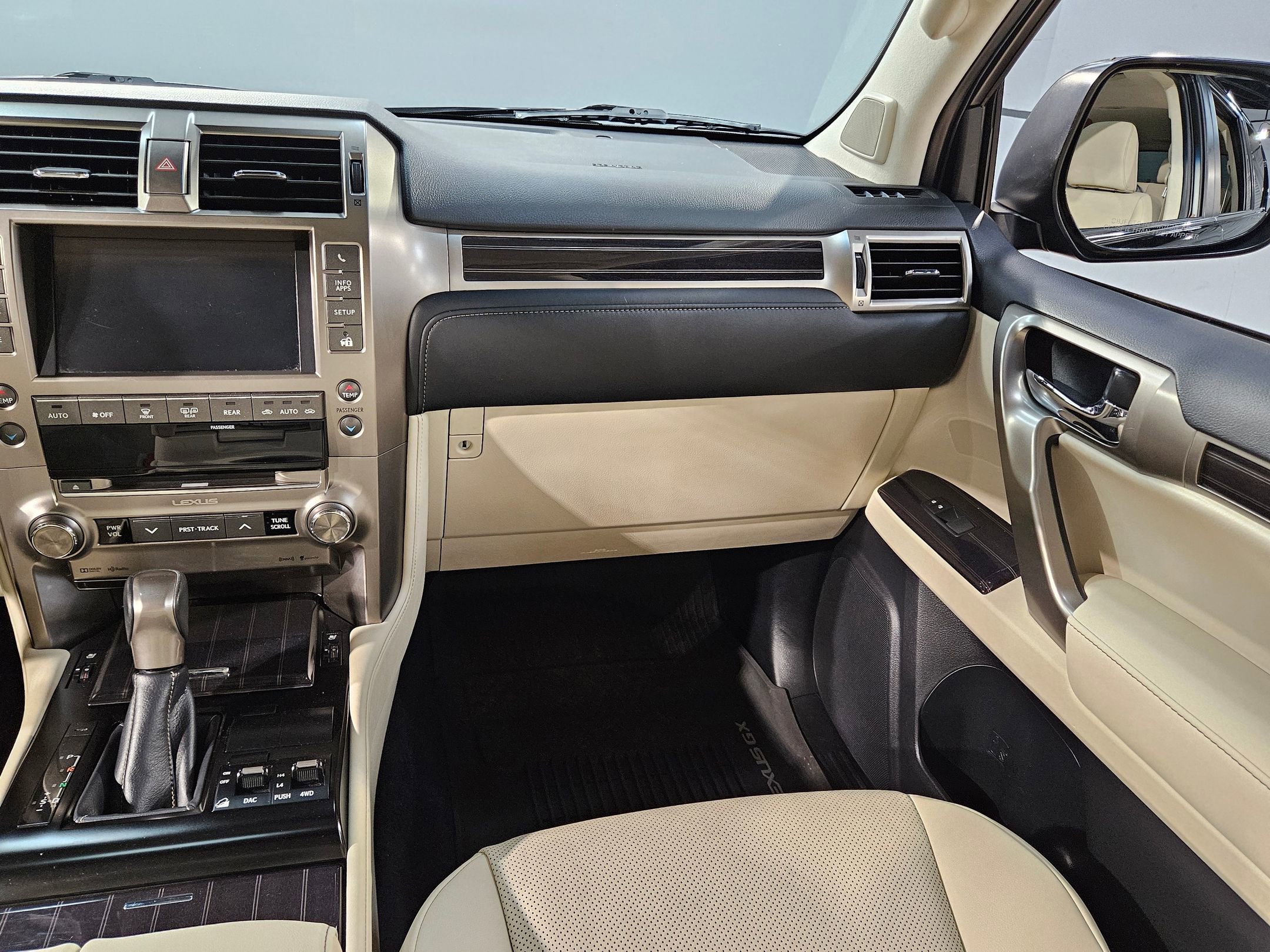 Used 2021 Lexus GX 460 Premium image 11