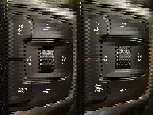 Used 2024 Chevrolet Silverado 1500 LT AWD/4WD image 13