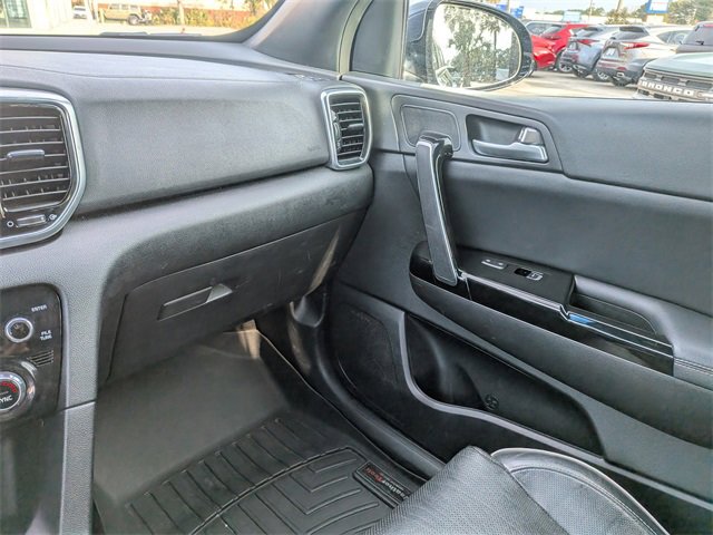 Used 2020 Kia Sportage SX image 18