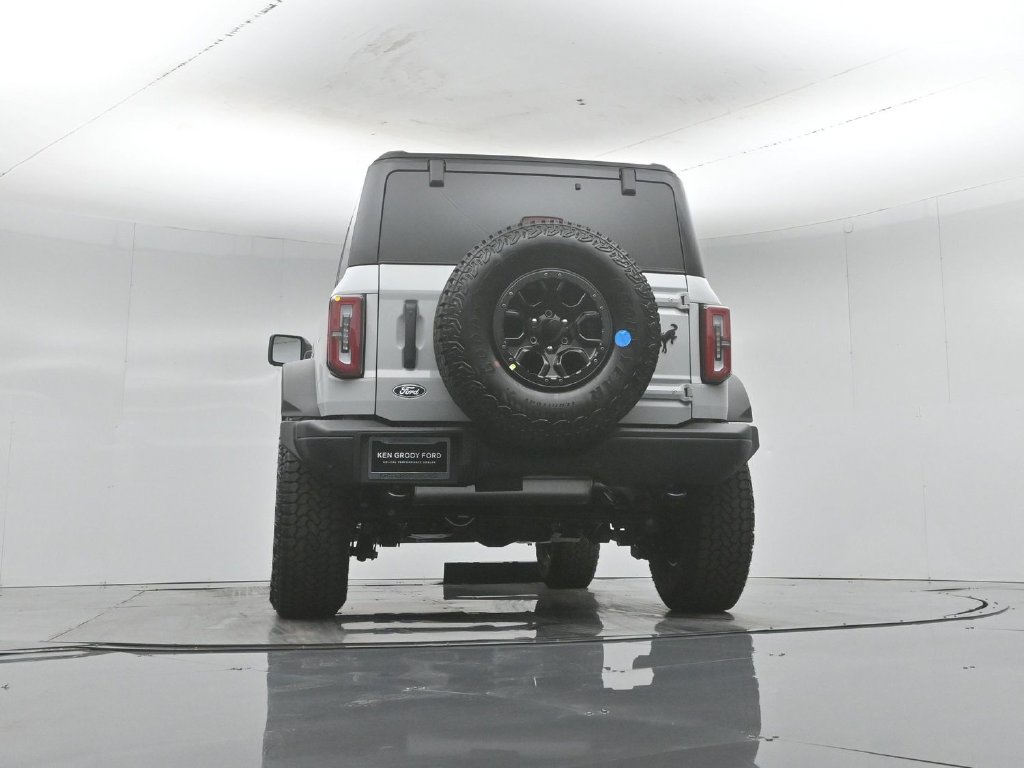 New 2026 Ford Bronco Badlands w/ Wildtrak Package AWD/4WD image 48