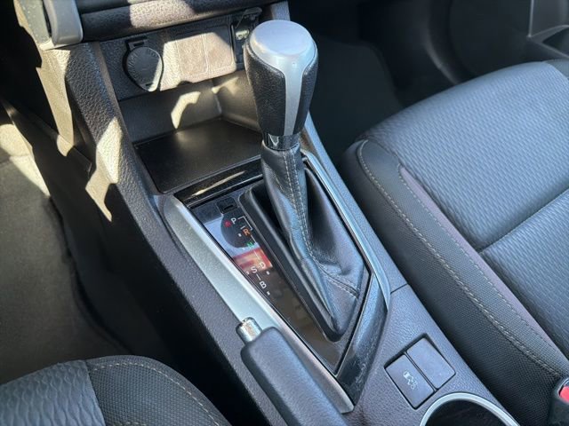 Used 2019 Toyota Corolla LE FWD image 19