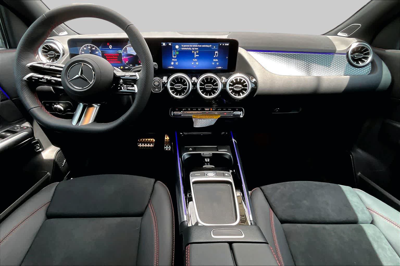 New 2025 Mercedes-Benz GLA 250 image 8