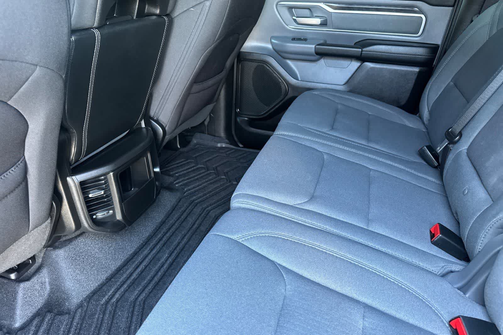 Used 2022 RAM 1500 Big Horn RWD image 4