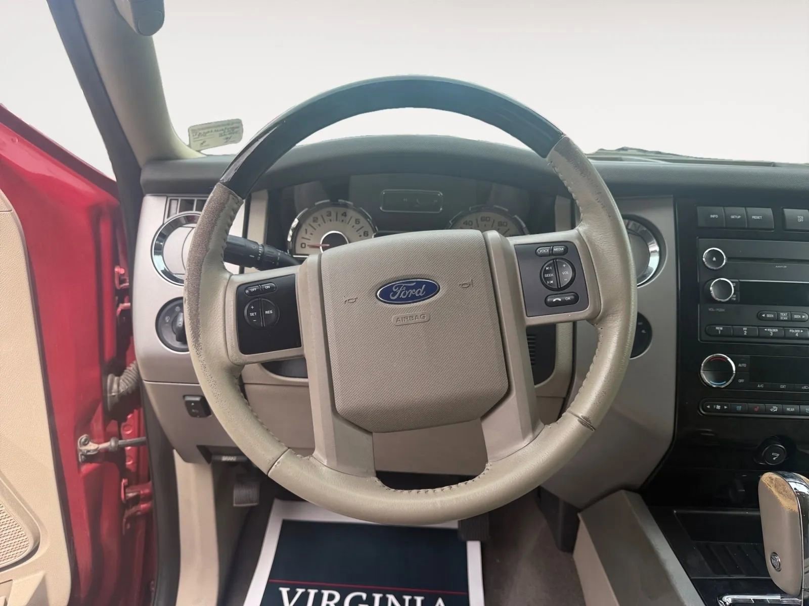 Used 2014 Ford Expedition Limited AWD/4WD image 12