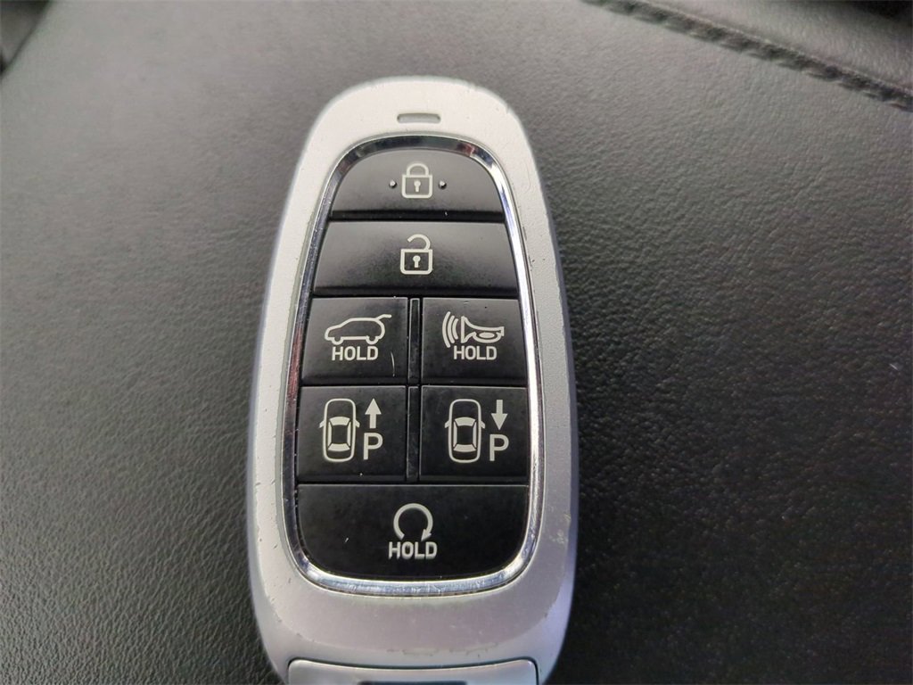 Used 2023 Hyundai Palisade Calligraphy image 40