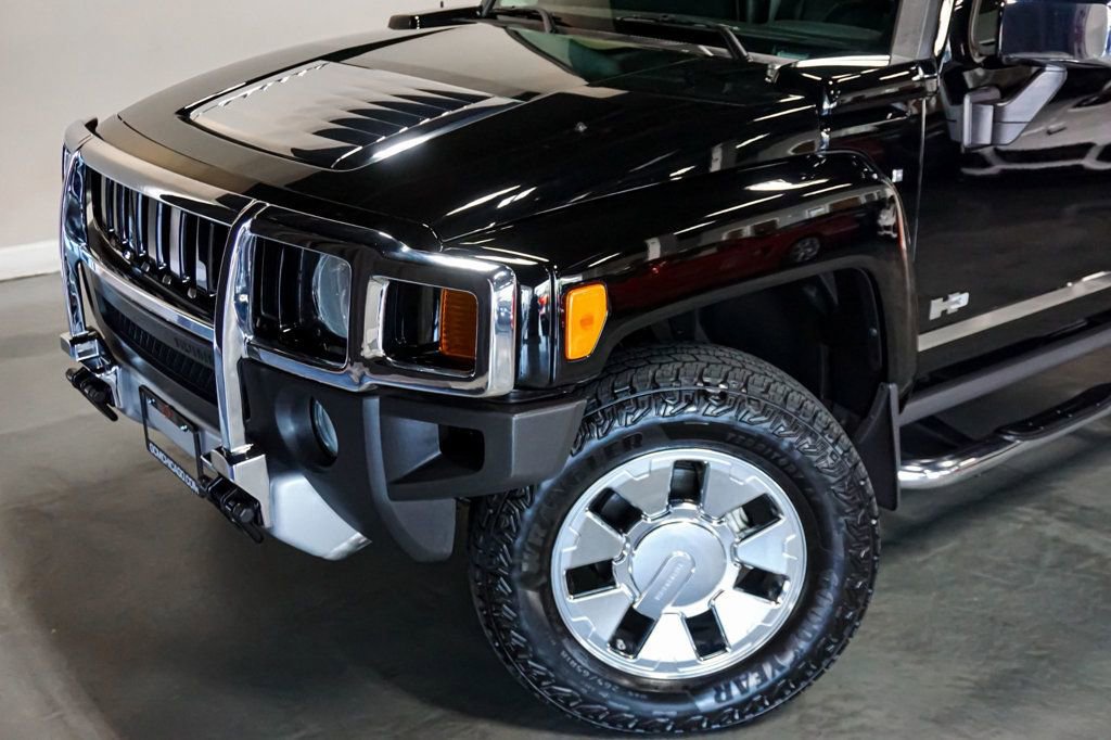 Used 2009 HUMMER H3 Alpha image 78
