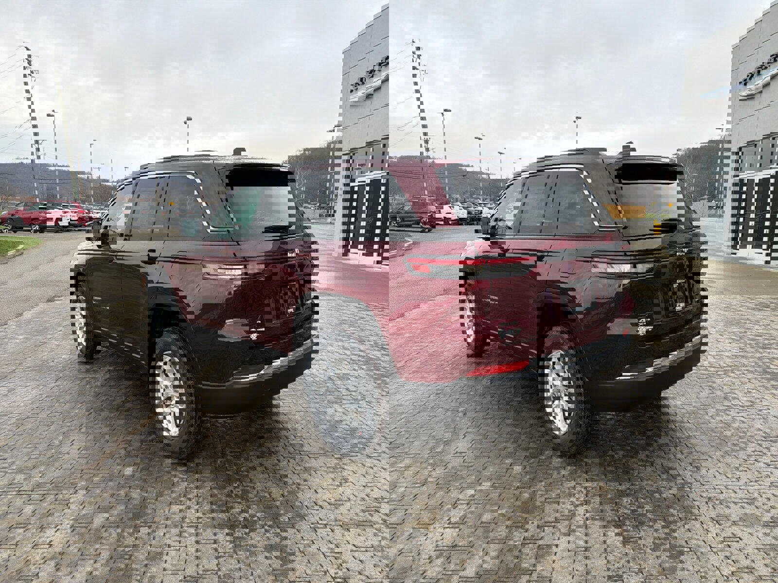 New 2026 Jeep Grand Cherokee Laredo X image 6