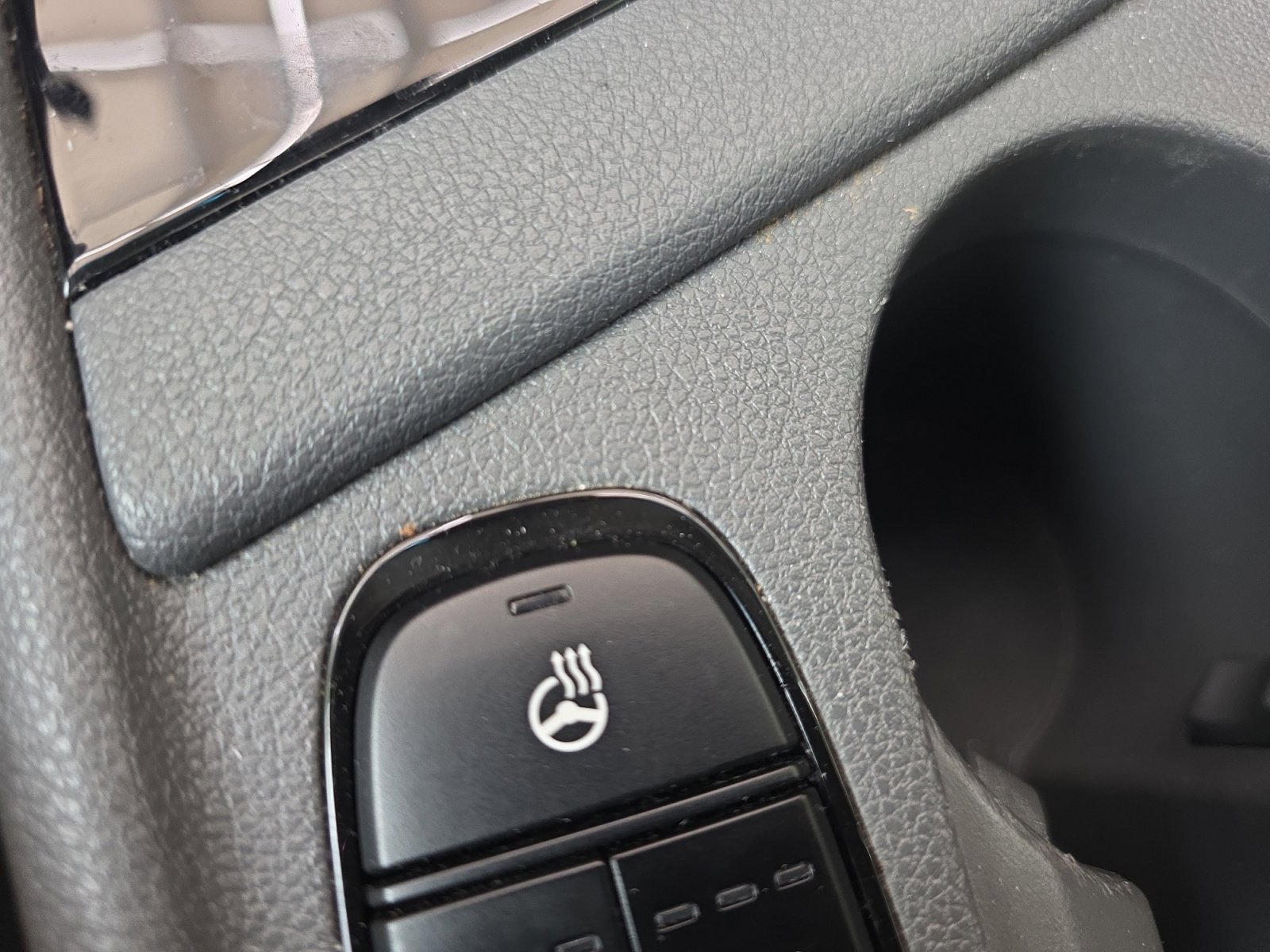 Used 2019 Kia Niro EX w/ Option Group 040 FWD image 24