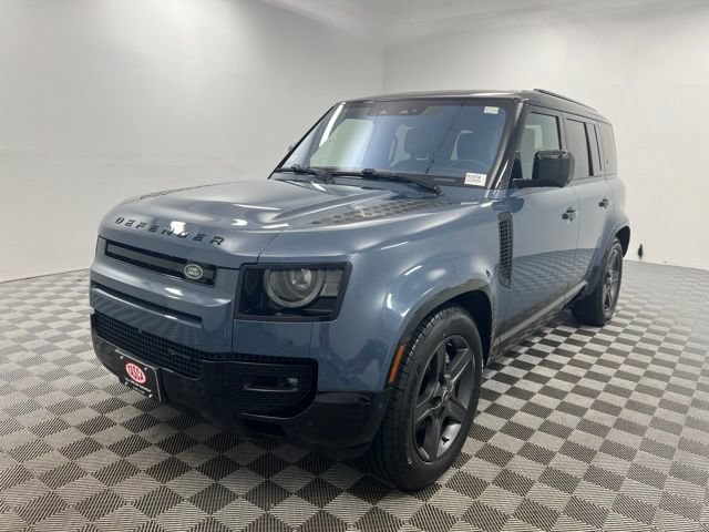 Used 2023 Land Rover Defender 110 X-Dynamic SE AWD/4WD image 2