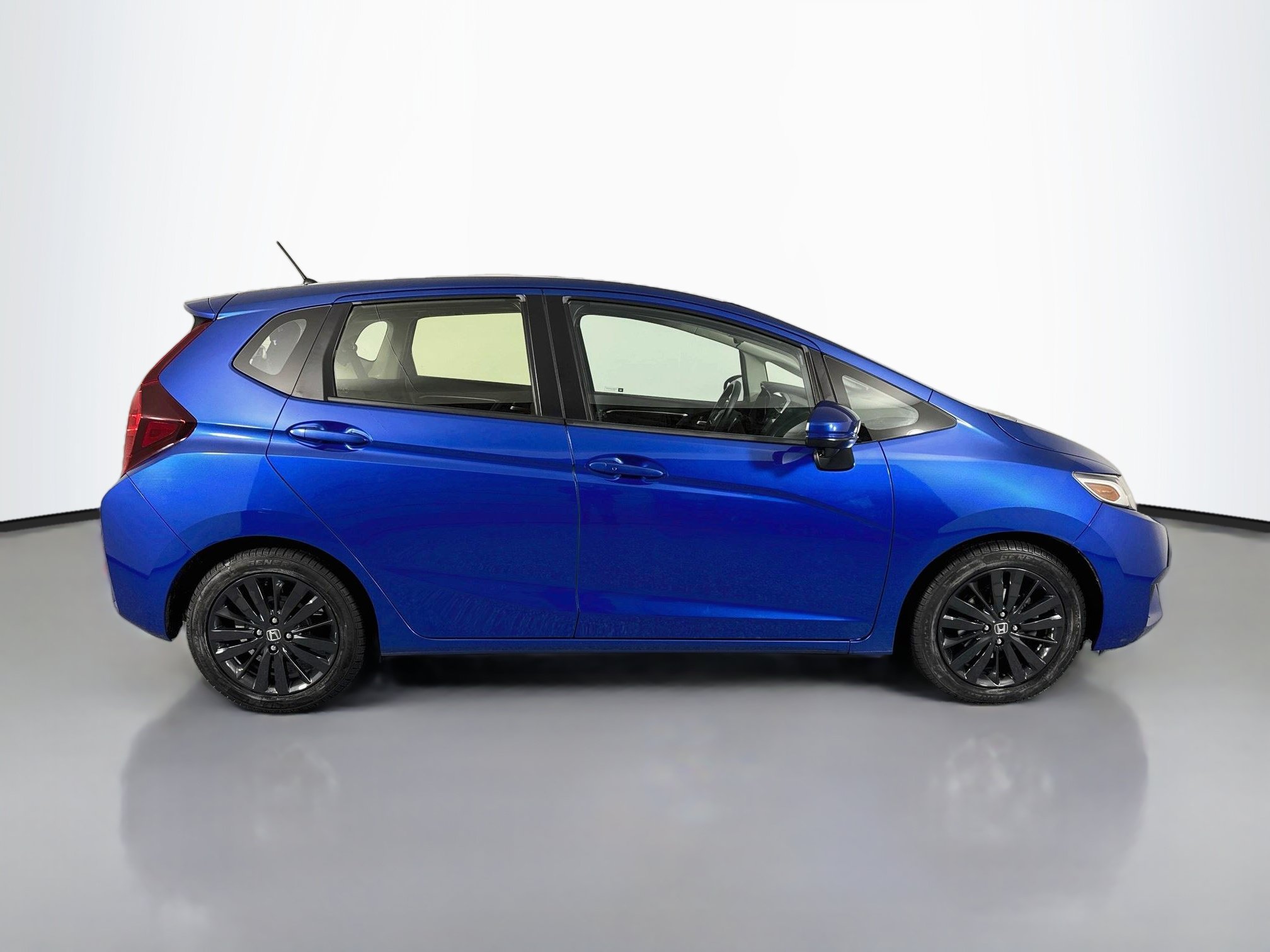Used 2016 Honda Fit EX image 4