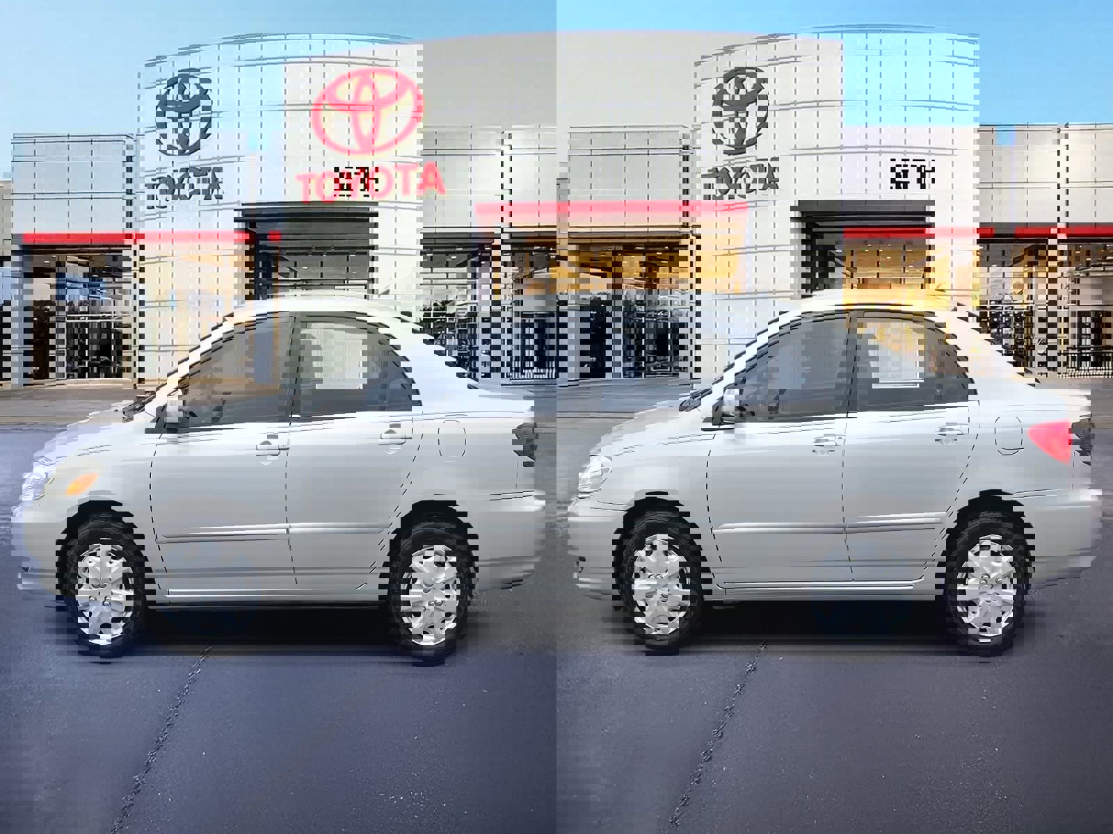 Used 2003 Toyota Corolla LE image 8