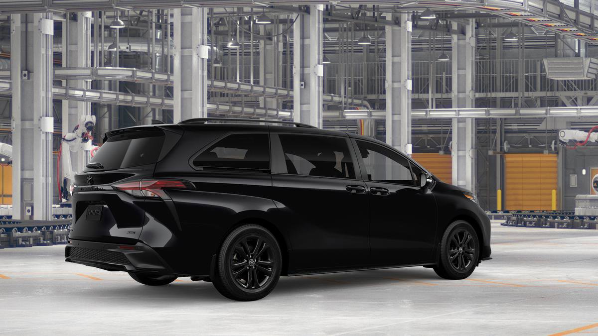 New 2026 Toyota Sienna XSE image 10