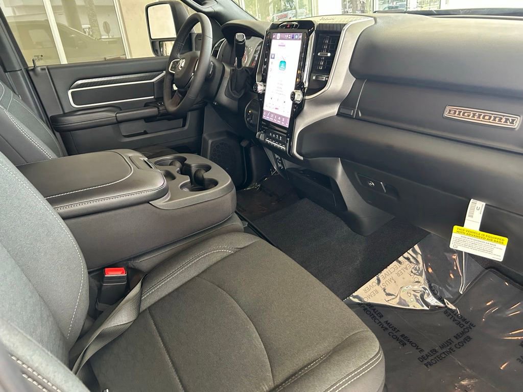 Used 2025 RAM 3500 Big Horn AWD/4WD image 27