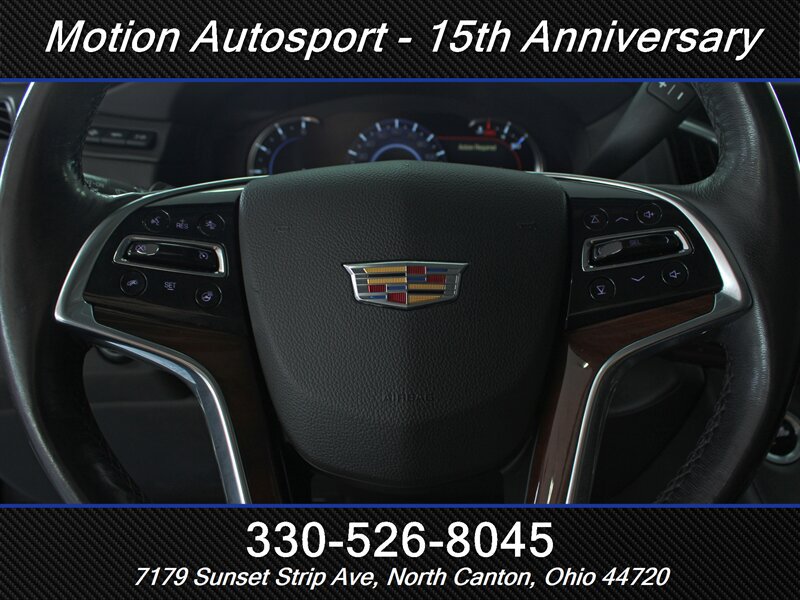 Used 2020 Cadillac Escalade Luxury w/ Escalade Sport Edition AWD/4WD image 13