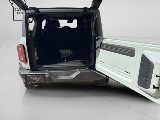 Used 2023 Ford Bronco Wildtrak image 16