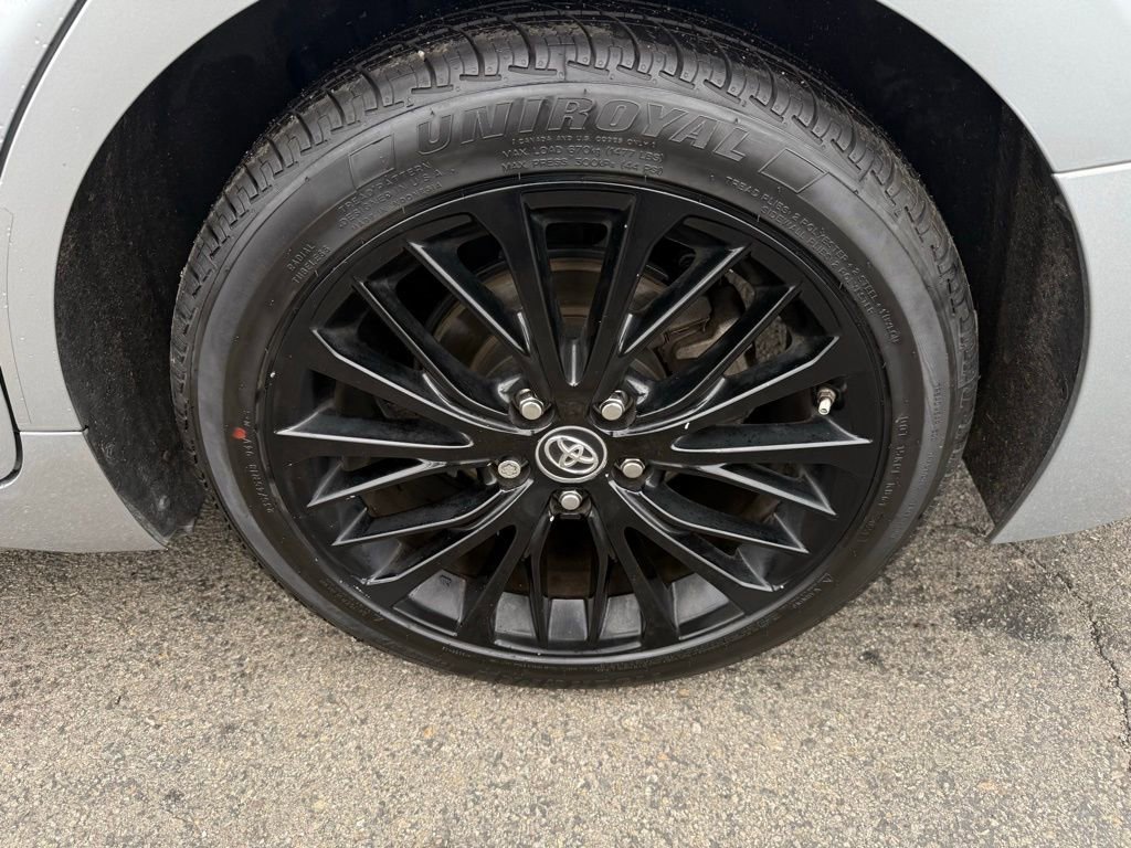 Used 2019 Toyota Camry SE image 9